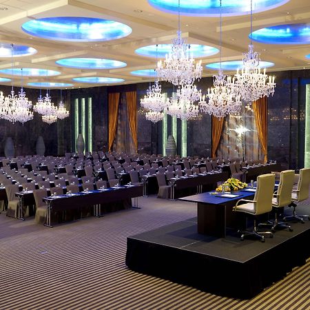 Raffles Dubai Hotel Business photo